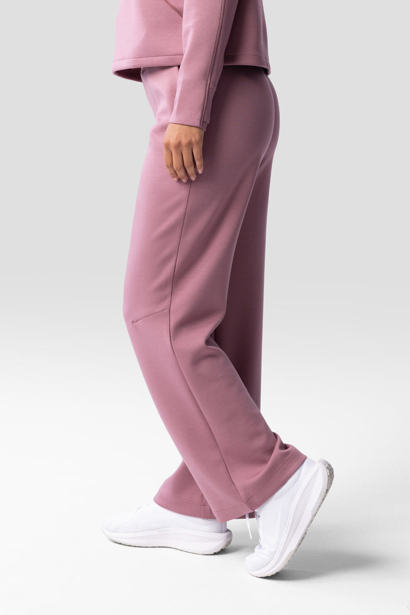 Après Women's Straight Leg Pant 2.0 — ashrose — 2
