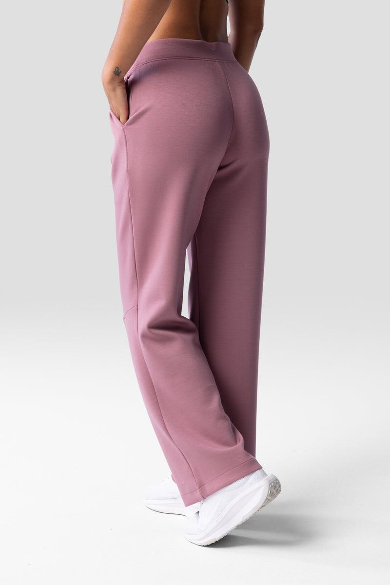 Après Women's Straight Leg Pant 2.0 — ashrose — 3