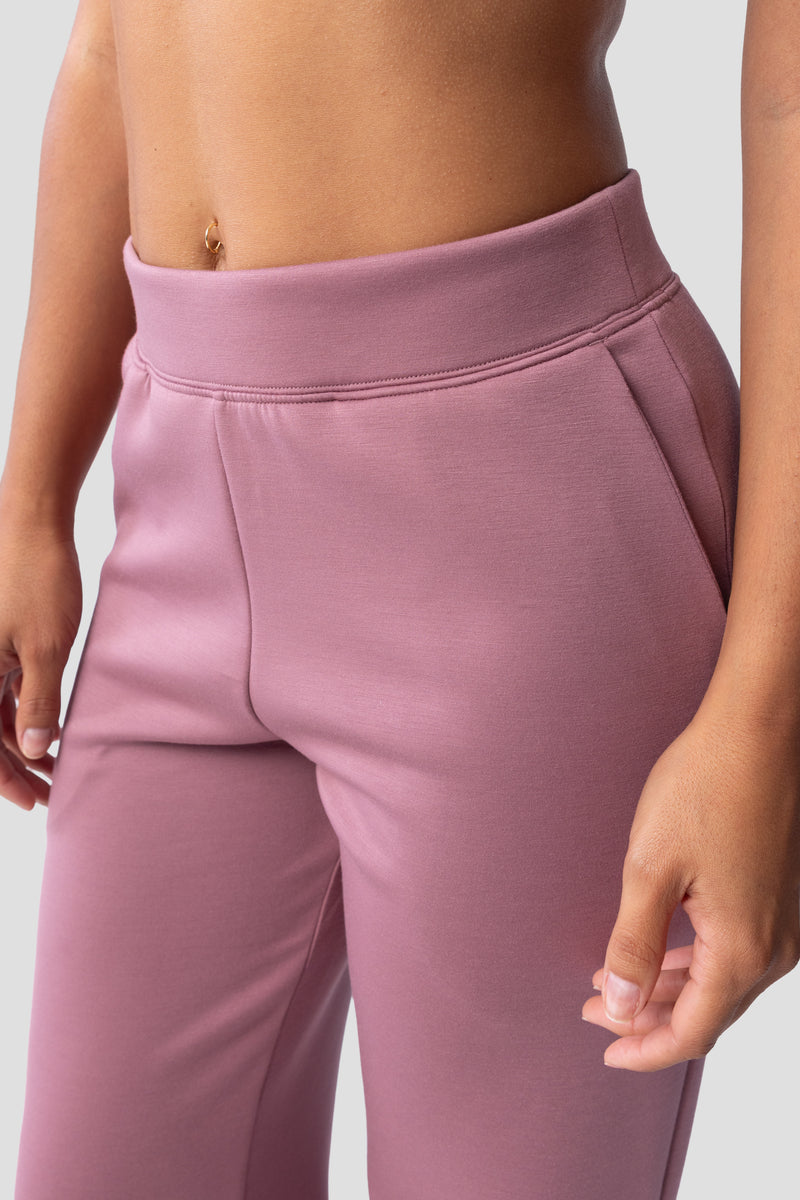 Après Women's Straight Leg Pant 2.0 — ashrose — 7