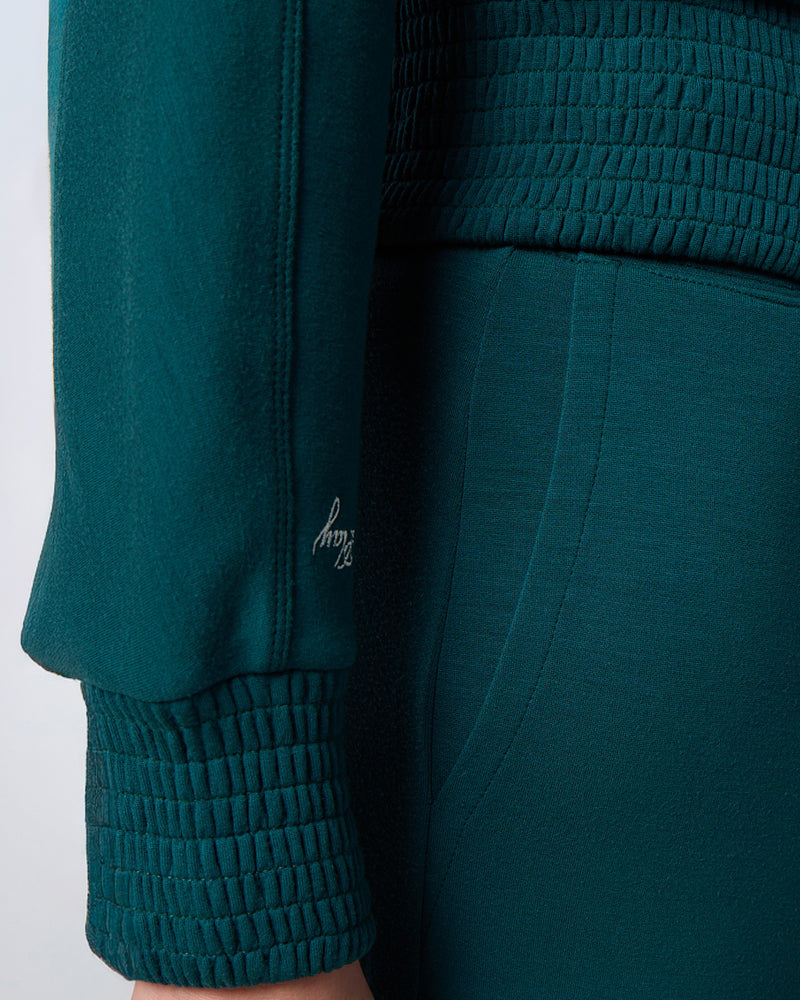 Modern Seam