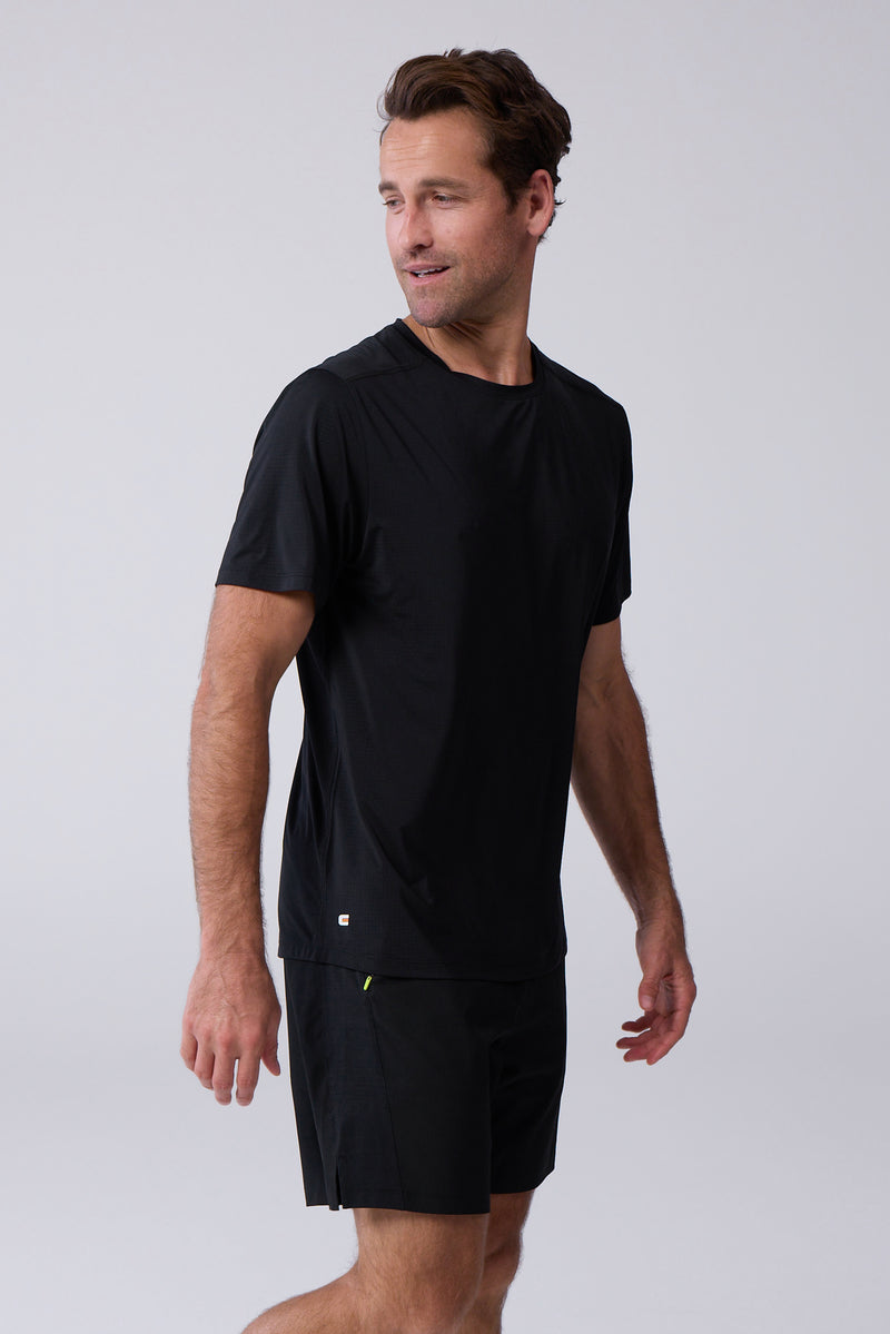 AirLite™ Men's Tee 2.0 — black — 2